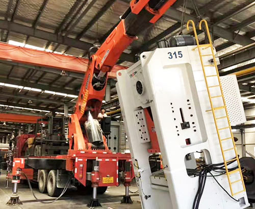 湛河提升工作效率，选择优质折臂吊租赁服务