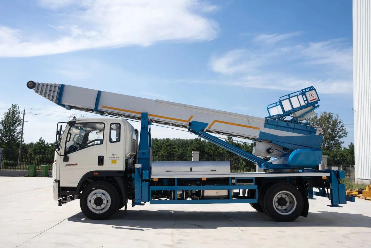 湛河云梯上料车租赁费用